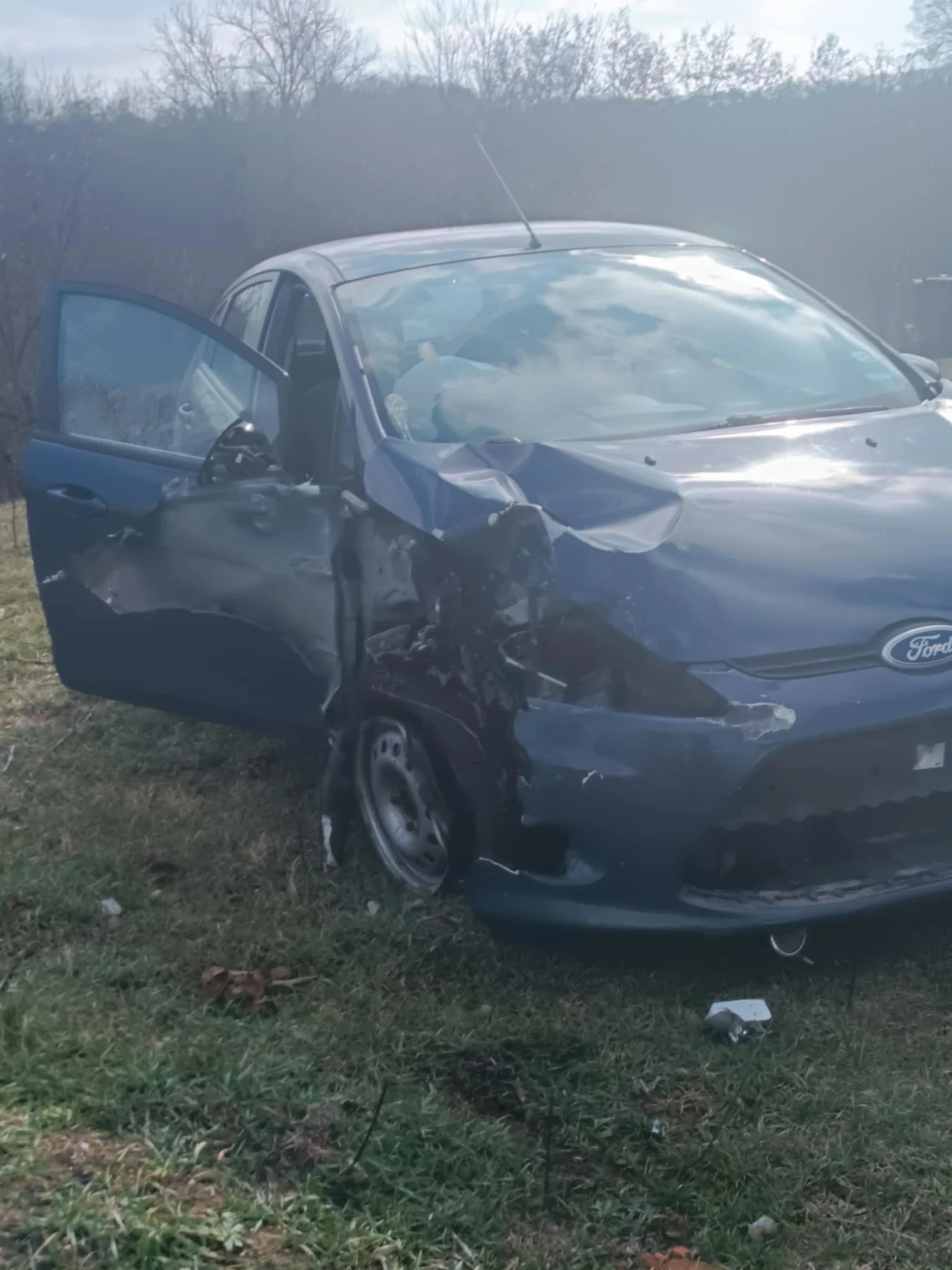 Ford Fiesta 1.25 бензин  - изображение 4