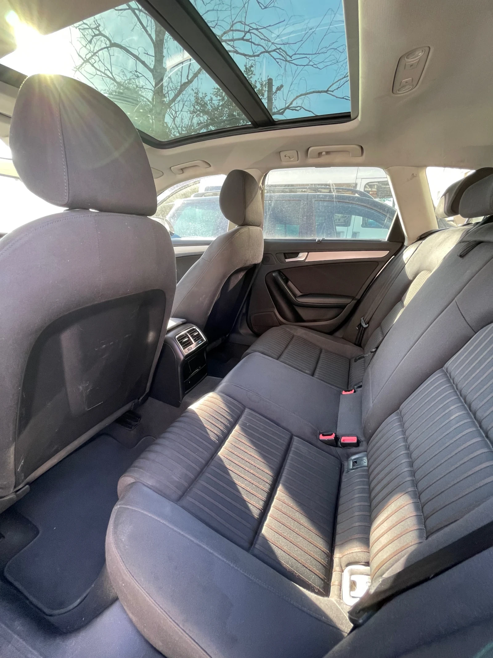 Audi A4 Audi A4 2.0 TDI ПЕРФЕКТНА!, снимка 7 - Автомобили и джипове - 53604393