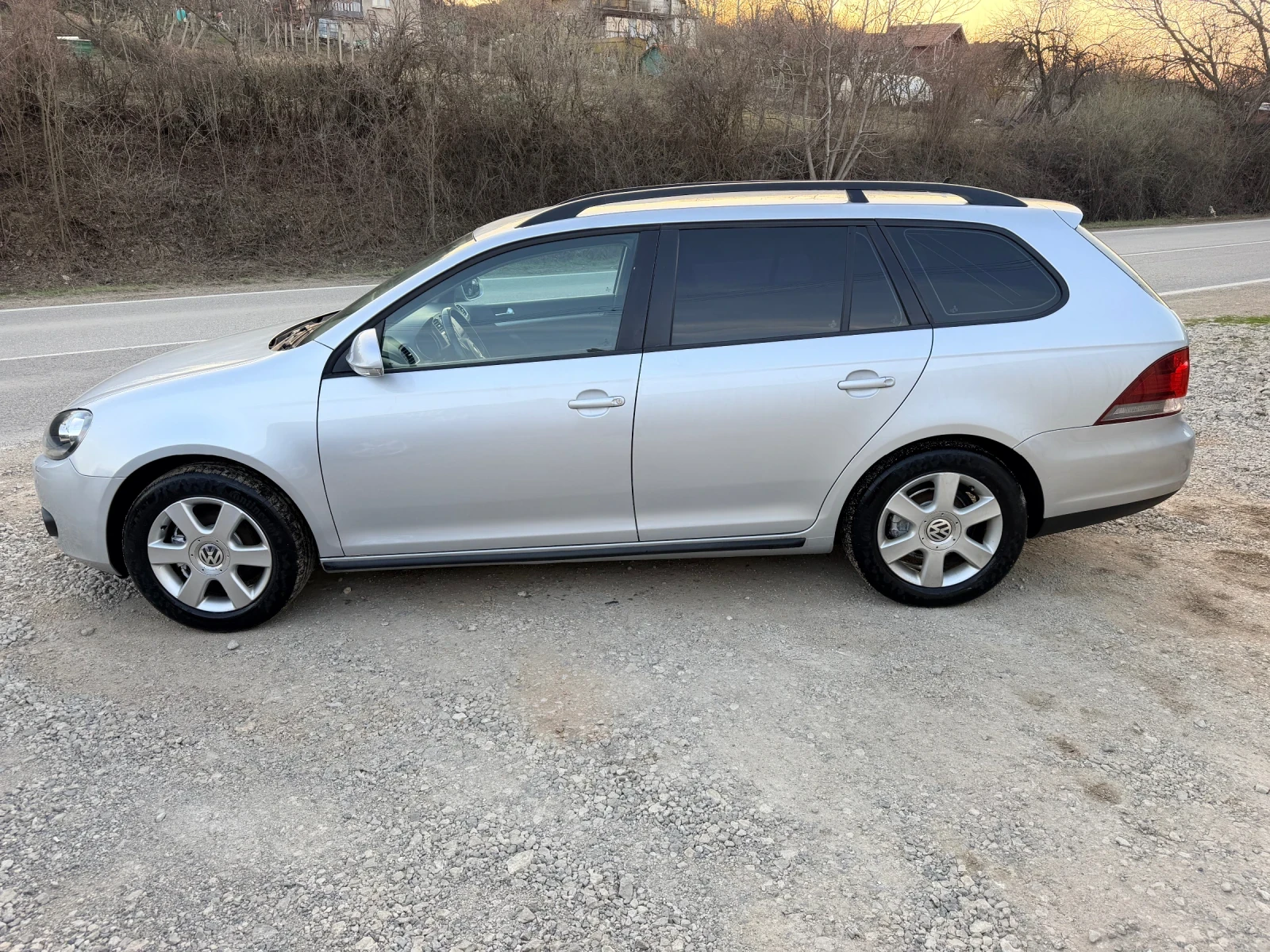 VW Golf 1.6TDI , снимка 8 - Автомобили и джипове - 53833022