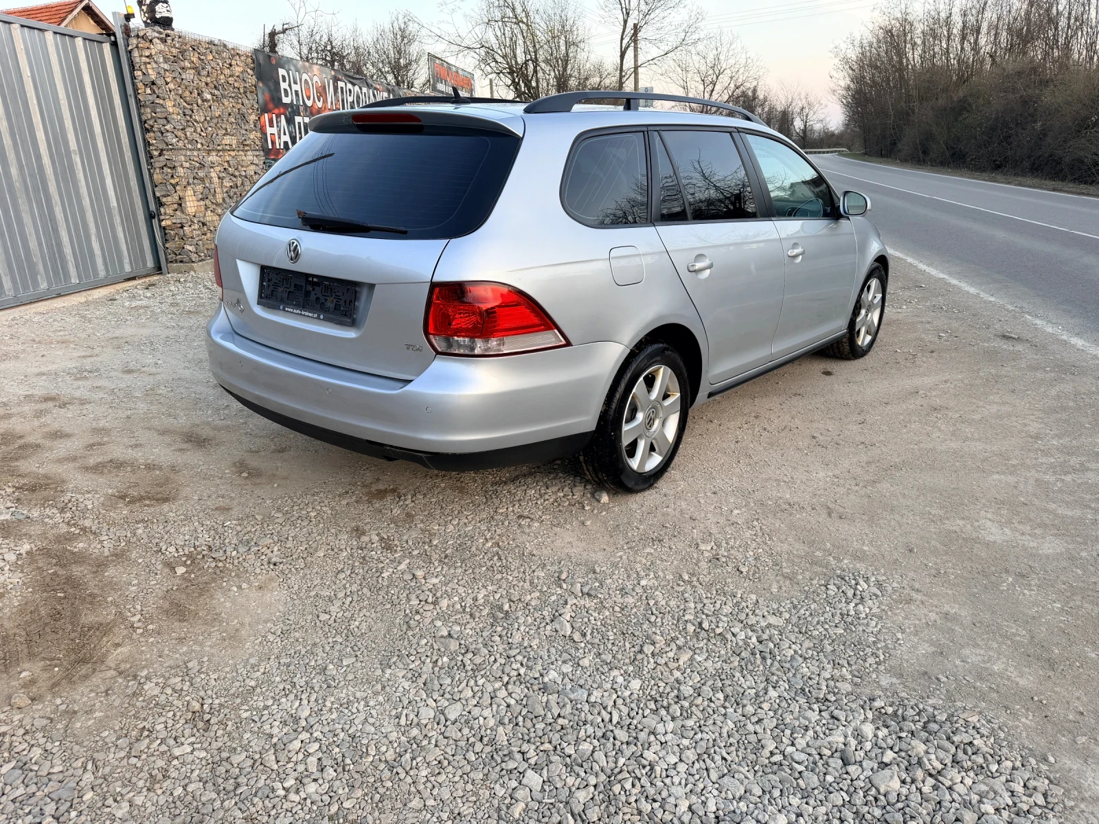VW Golf 1.6TDI , снимка 4 - Автомобили и джипове - 53833022