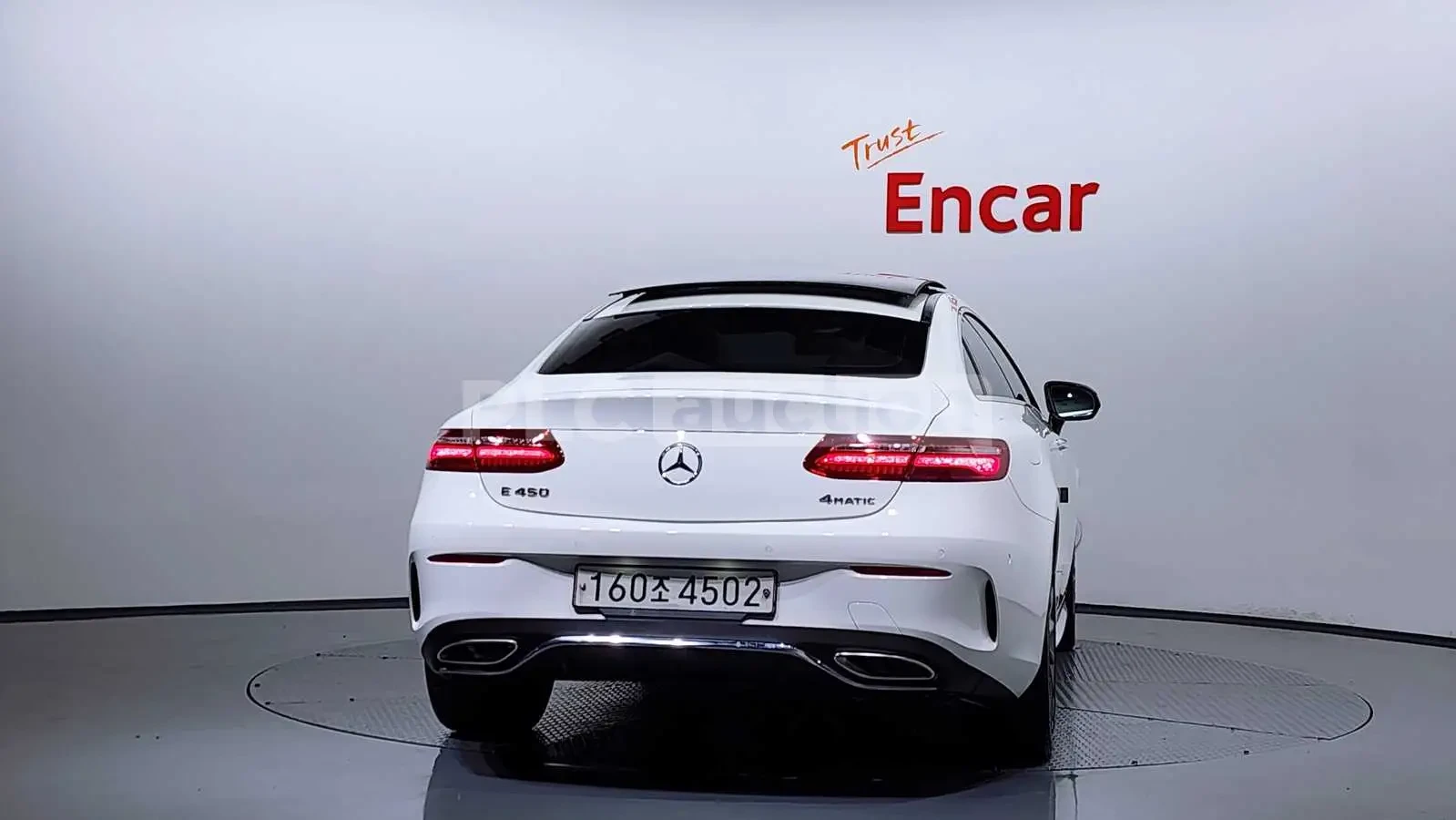 Mercedes-Benz E 450 AMG PK* 9G TRONIK* PANAMERICANA* HEAD-UP* КРАЙНА Ц, снимка 4 - Автомобили и джипове - 54019054