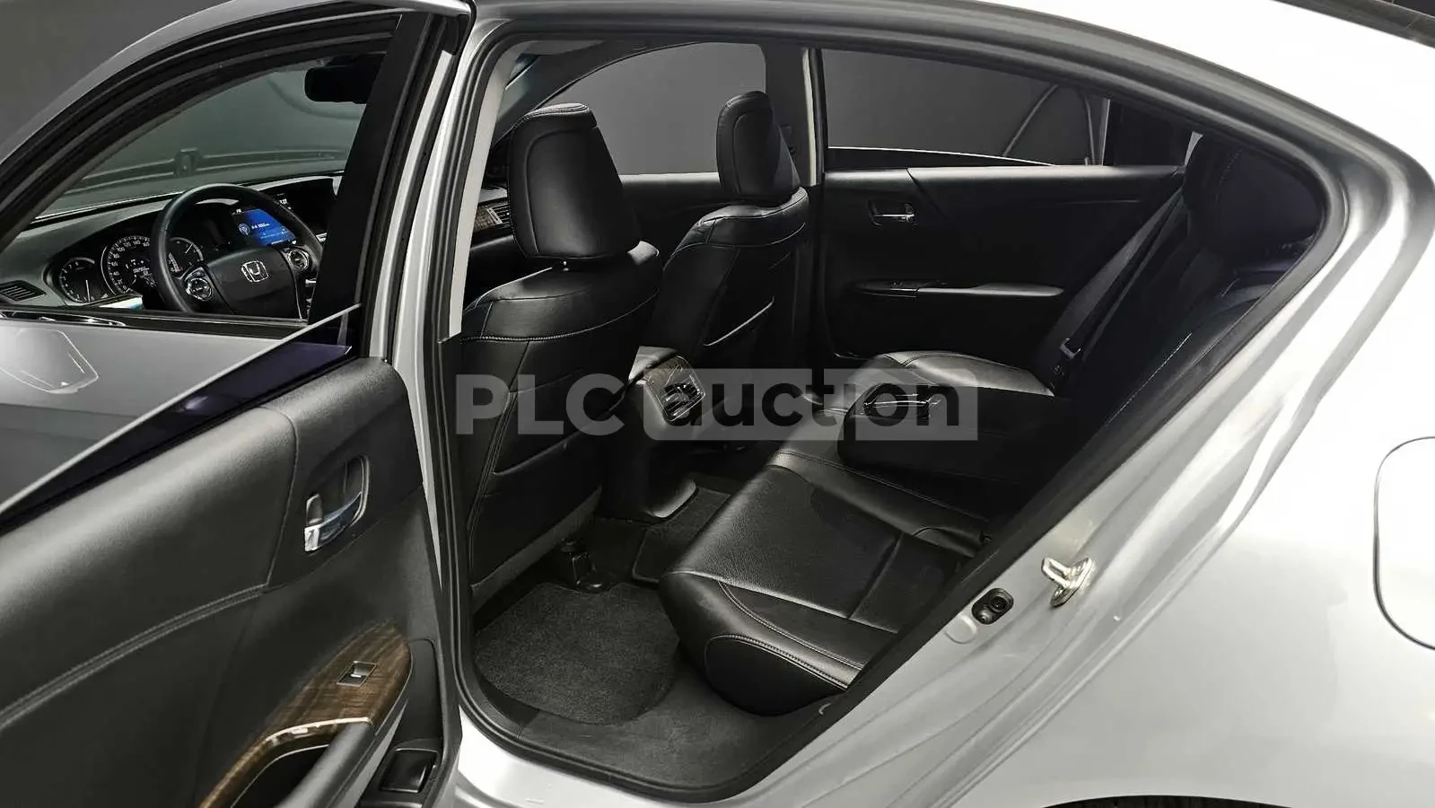 Honda Legend, снимка 12 - Автомобили и джипове - 54146936