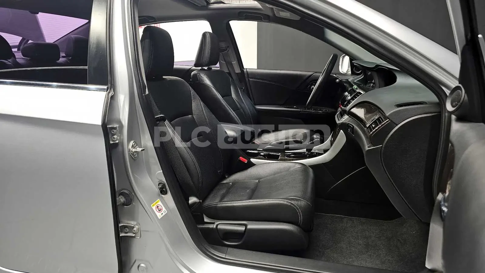 Honda Legend, снимка 10 - Автомобили и джипове - 54146936