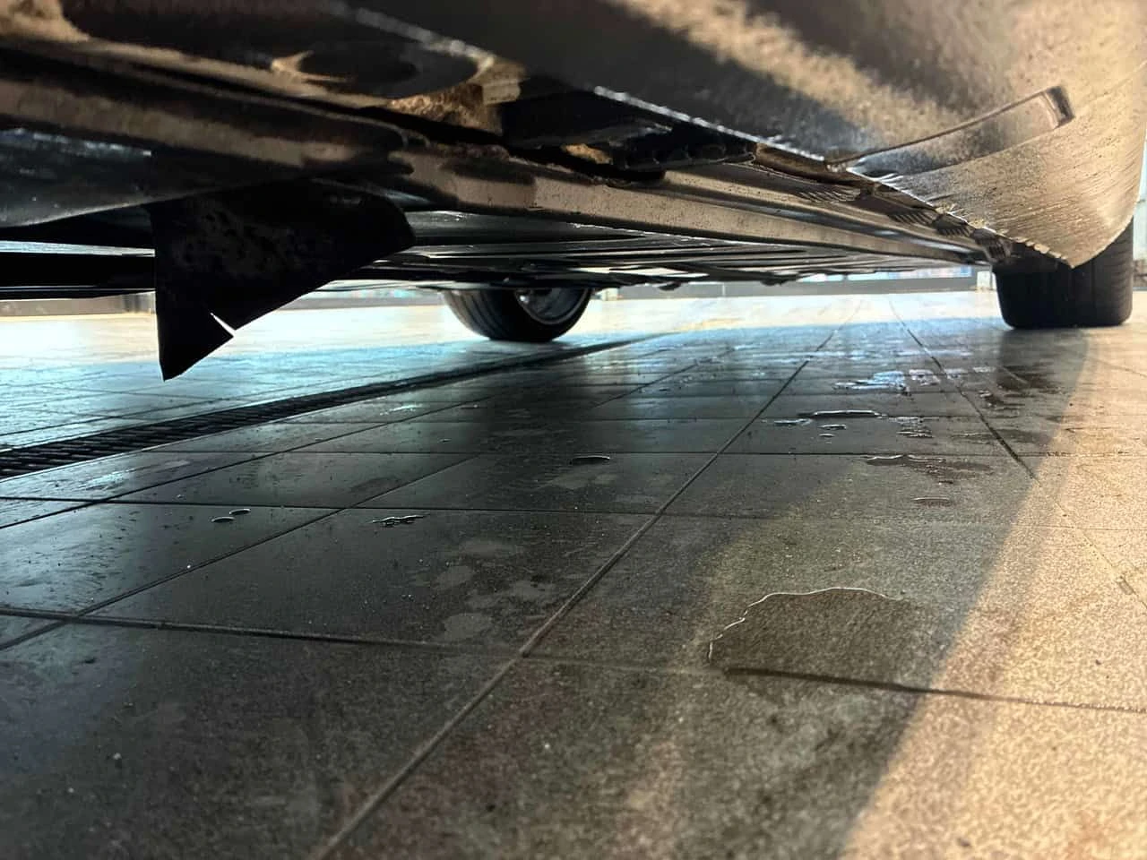 Mercedes-Benz E 53 AMG BURMESTER * ������� * KEYLESS *  ����� * ��������� | Mobile.bg � ����������� 17