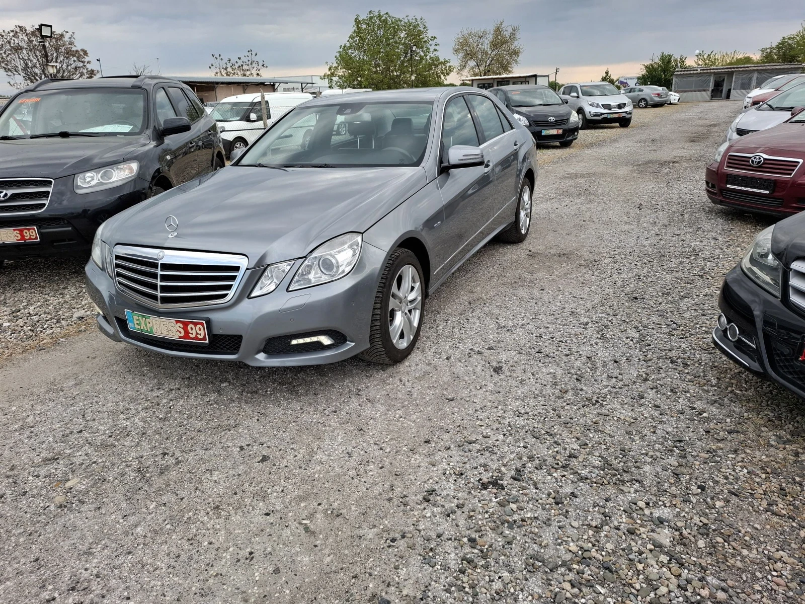 Mercedes-Benz E 350 E 350 CDI Avantgarde LED XENON