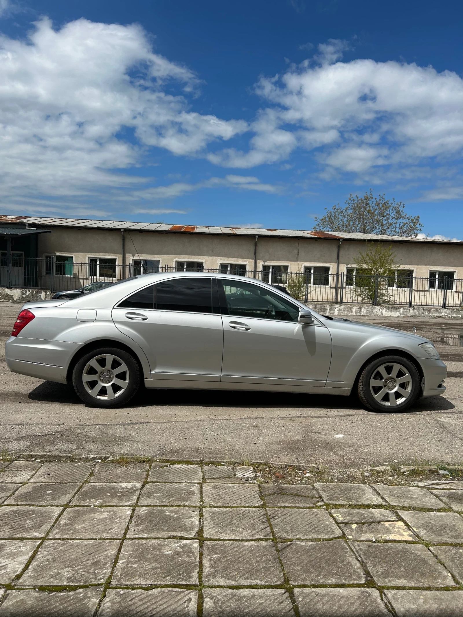 Mercedes-Benz S 350, снимка 3 - Автомобили и джипове - 54355365