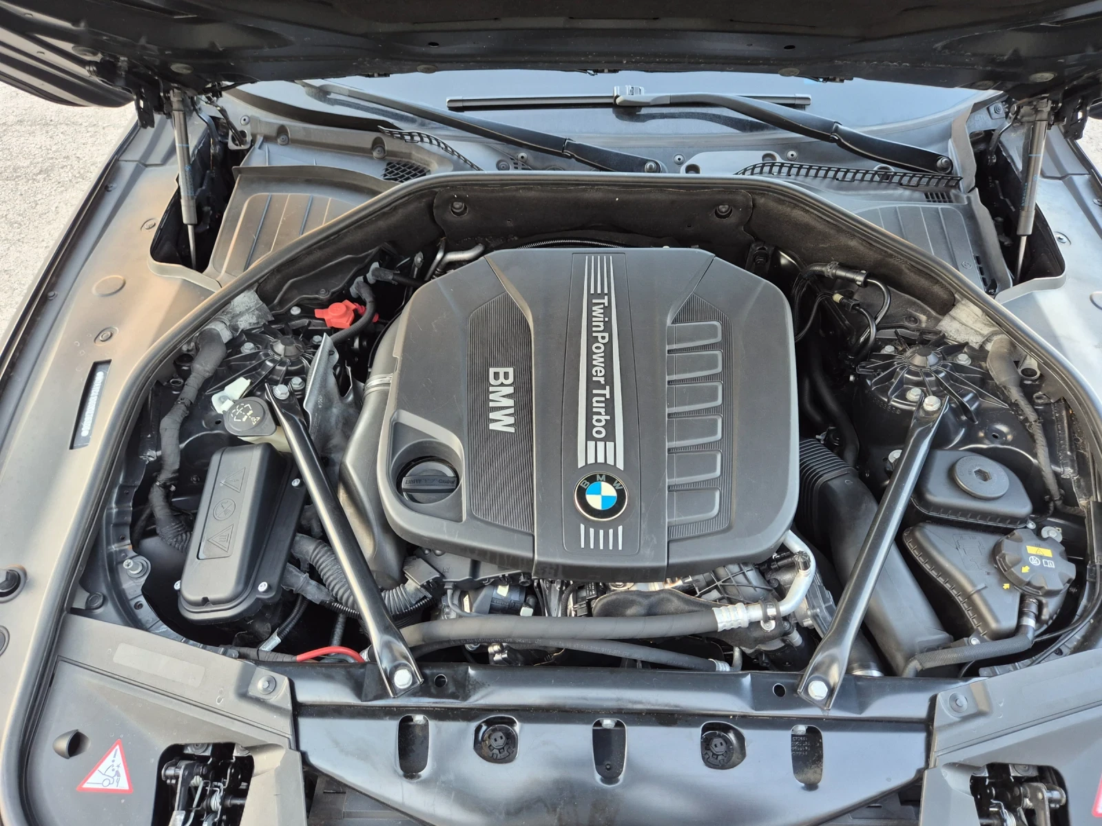 BMW 730 730d xDrive Head up вакуум keyless-go задна камера, снимка 17 - Автомобили и джипове - 54991696