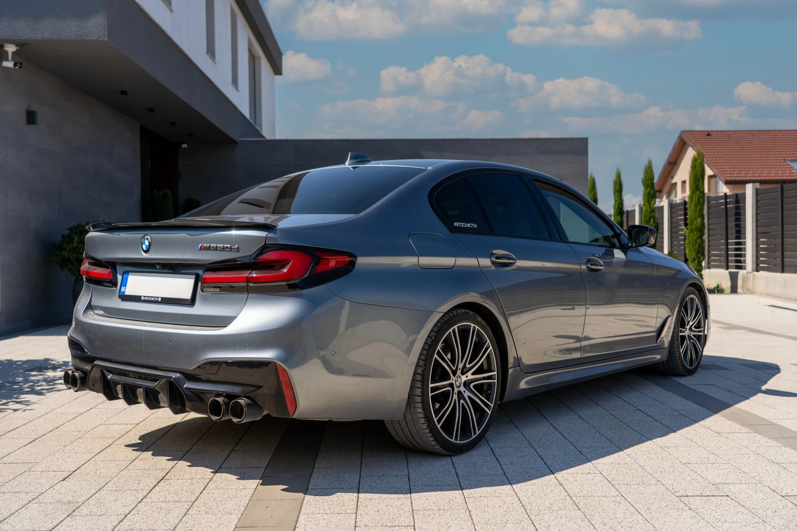 BMW 550 d xDrive, Harman Kardon, 360Cam, LED, снимка 5 - Автомобили и джипове - 55130293