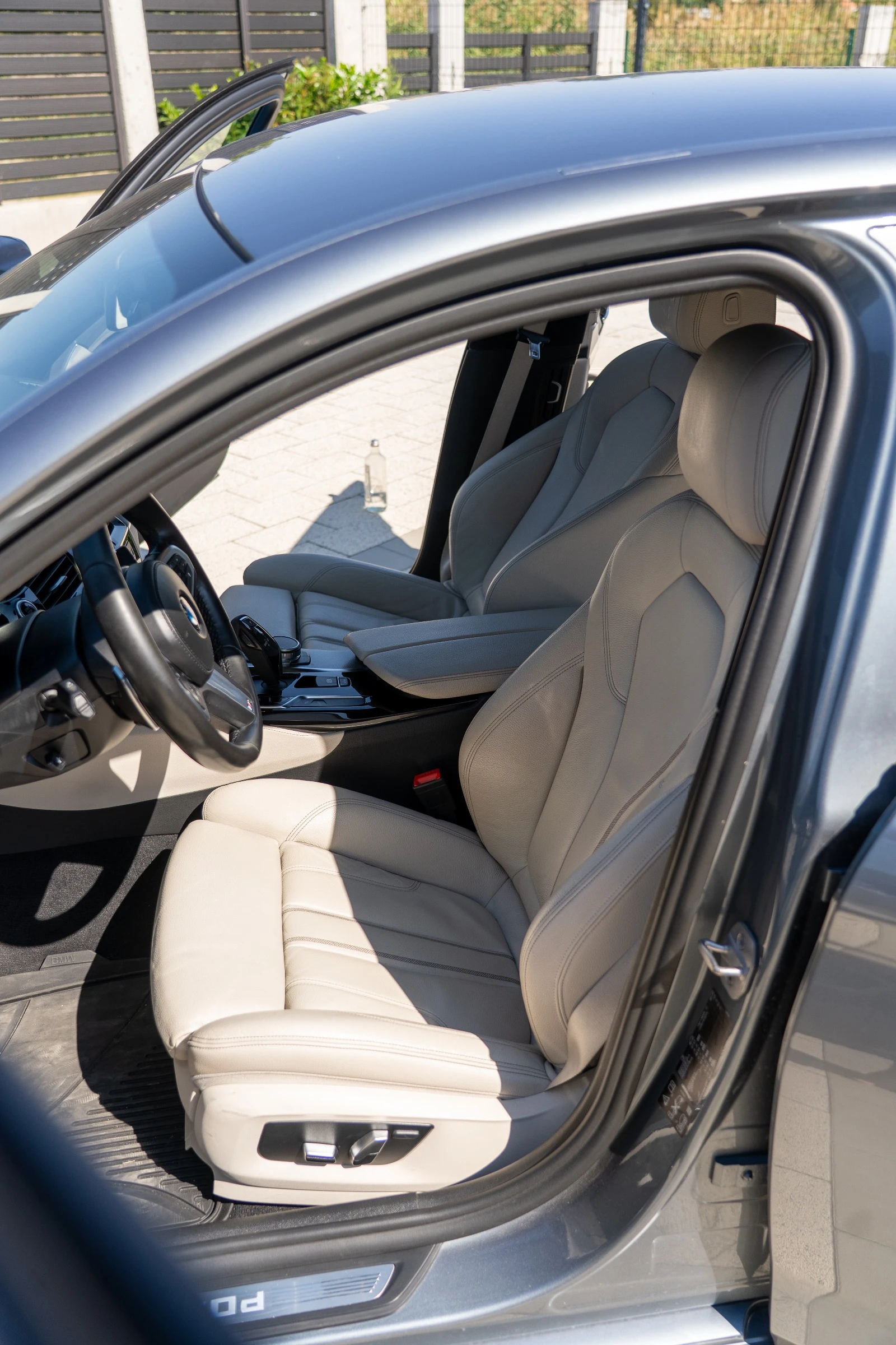 BMW 550 d xDrive, Harman Kardon, 360Cam, LED, снимка 12 - Автомобили и джипове - 55130293