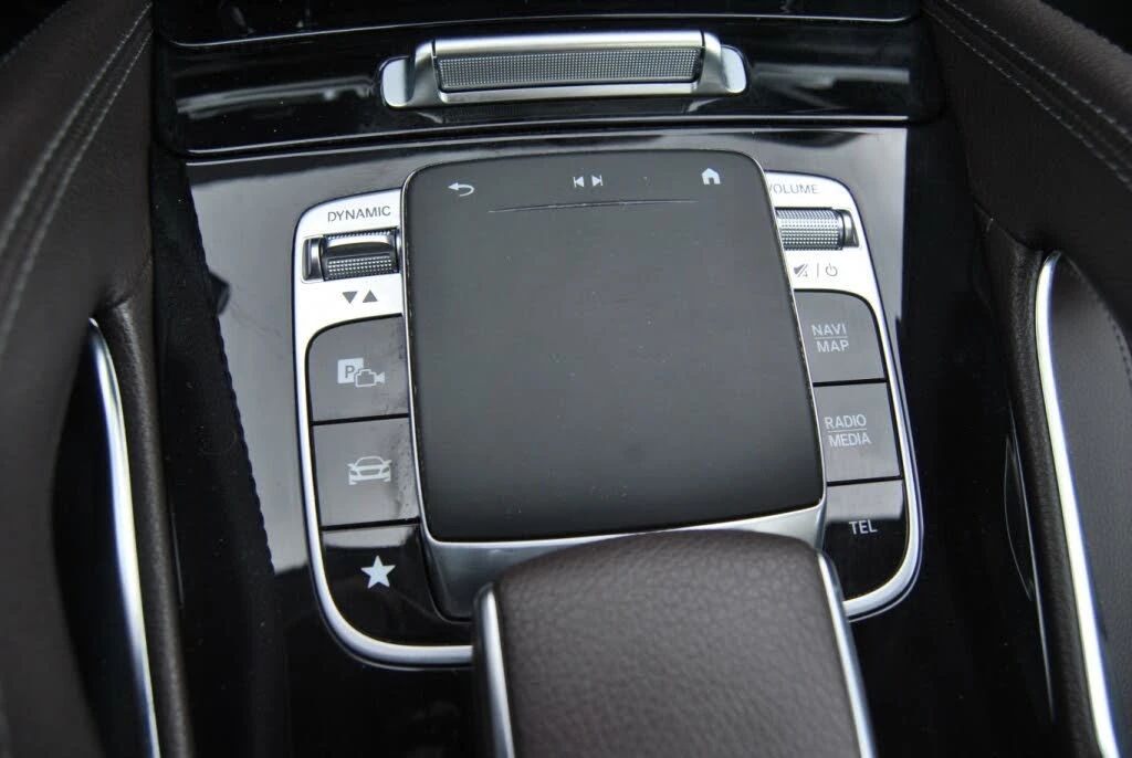 Mercedes-Benz GLE 450 AMG PK* PANO* HUD* 360* DIS* PANO* AMBIENT* КРАЙНА, снимка 13 - Автомобили и джипове - 55221525