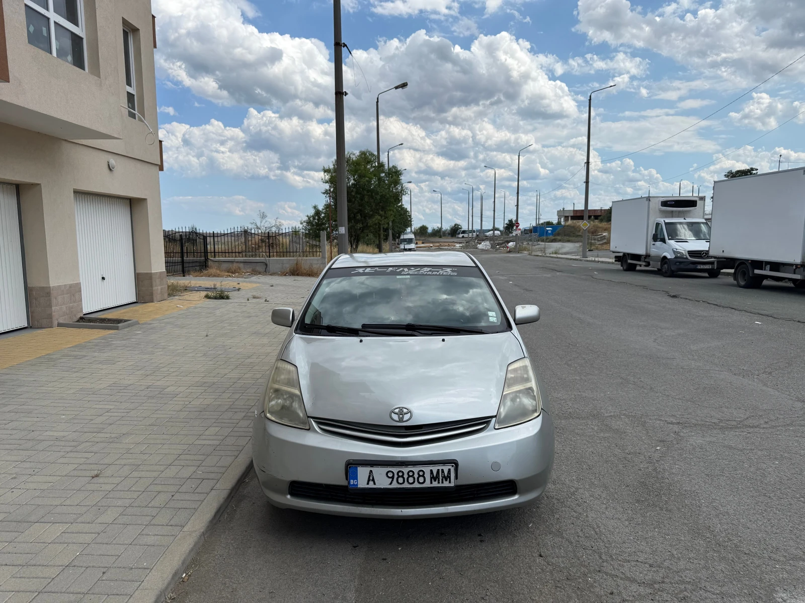 Toyota Prius 1.5i Hybrid-Cruise Control-климатроник-мултиволан, снимка 2 - Автомобили и джипове - 55236611