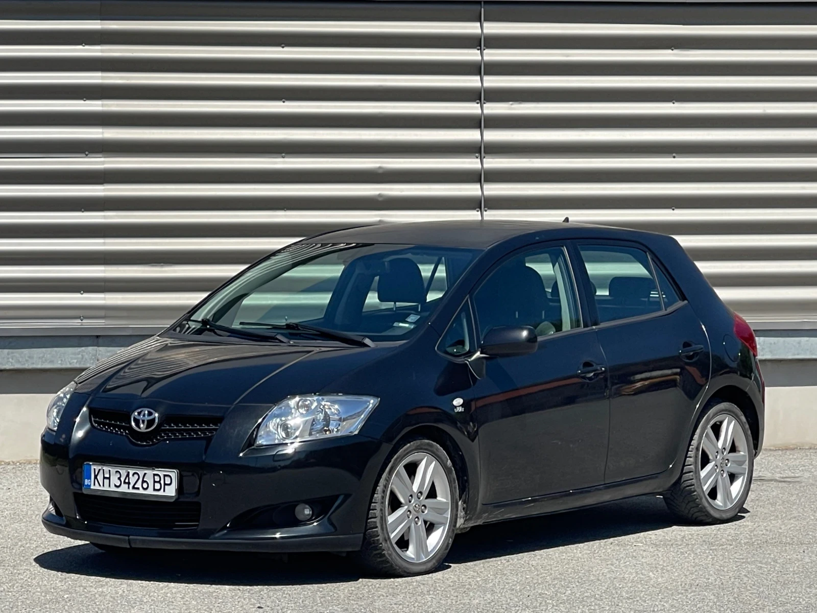Toyota Auris 2.2 D-CAT 2007 Г. РЕГИСТРИРАН, снимка 3 - Автомобили и джипове - 55385638