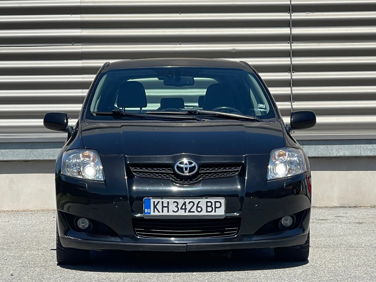 Toyota Auris 2.2 D-CAT 2007 Г. РЕГИСТРИРАН, снимка 2 - Автомобили и джипове - 55385638