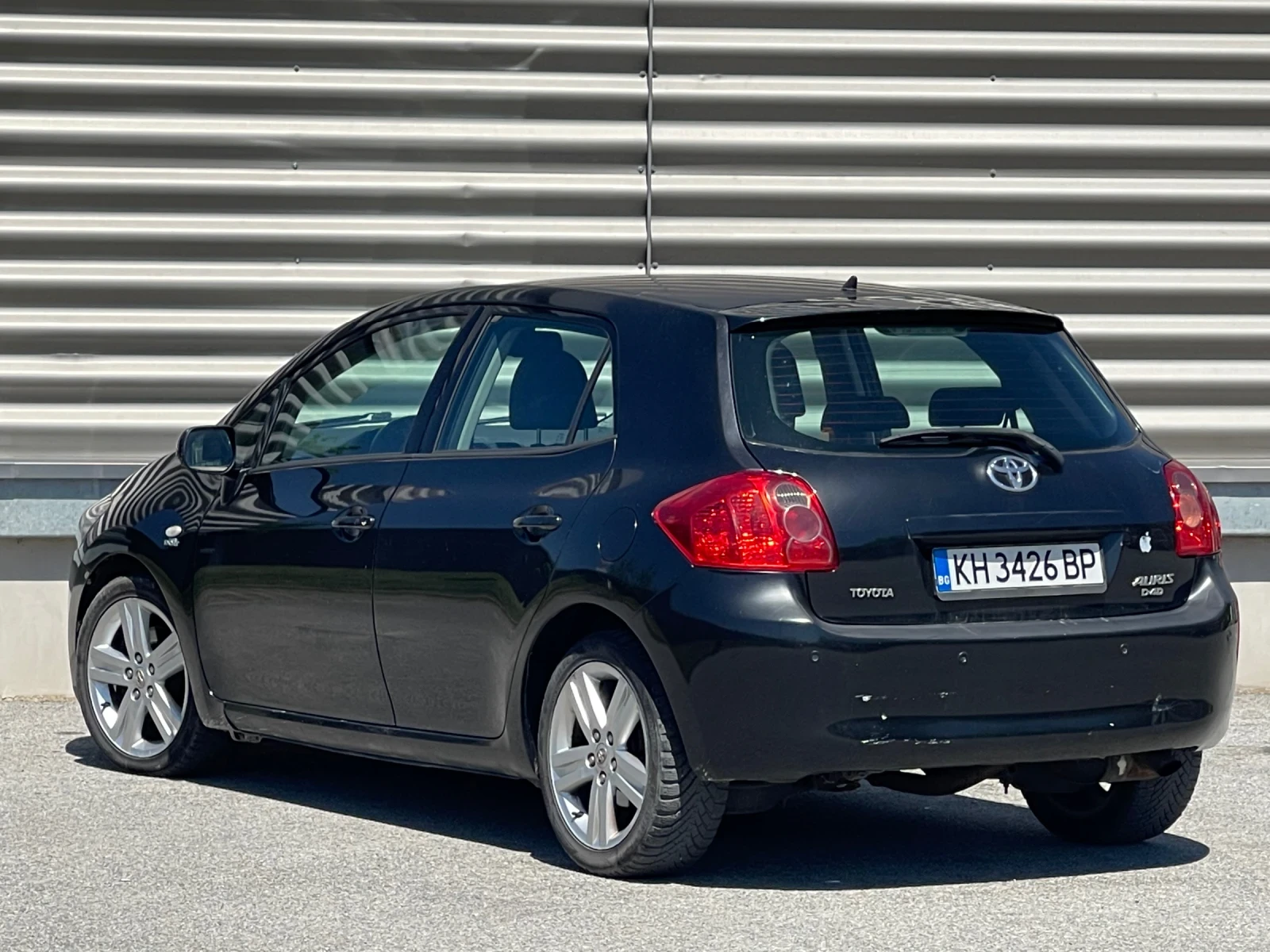 Toyota Auris 2.2 D-CAT 2007 Г. РЕГИСТРИРАН, снимка 4 - Автомобили и джипове - 55385638