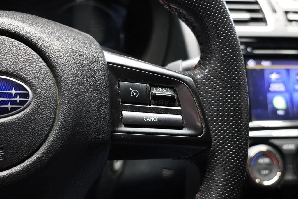 Subaru WRX * STI* Manual* KEYLESS* Camera* ПОДГРЕВ* , снимка 15 - Автомобили и джипове - 55431587