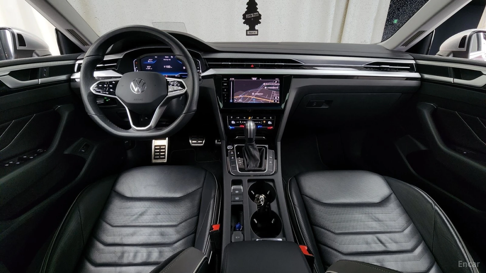VW Arteon 2.0 TDI* HUD* 360* МАСАЖИ* КОЖА* ОБДУХВ* ПАНО, снимка 5 - Автомобили и джипове - 55436610