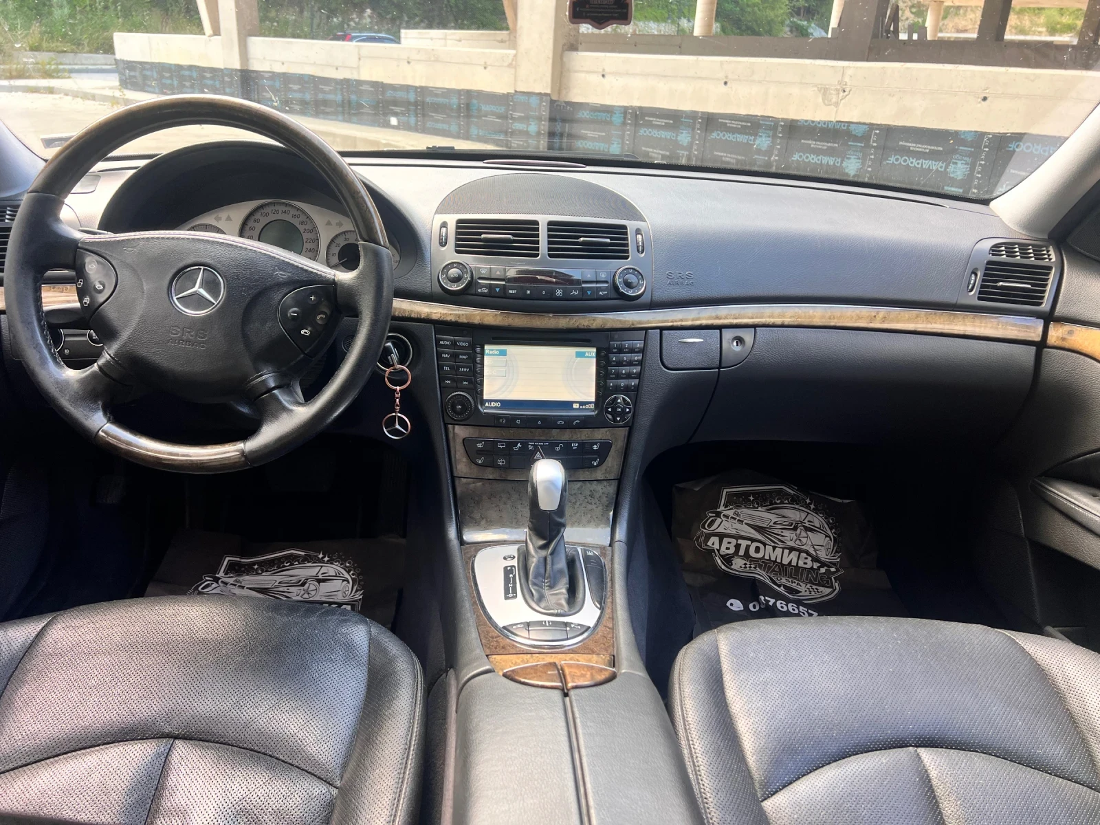 Mercedes-Benz E 500 4 MATIC 5G, снимка 7 - Автомобили и джипове - 55630213