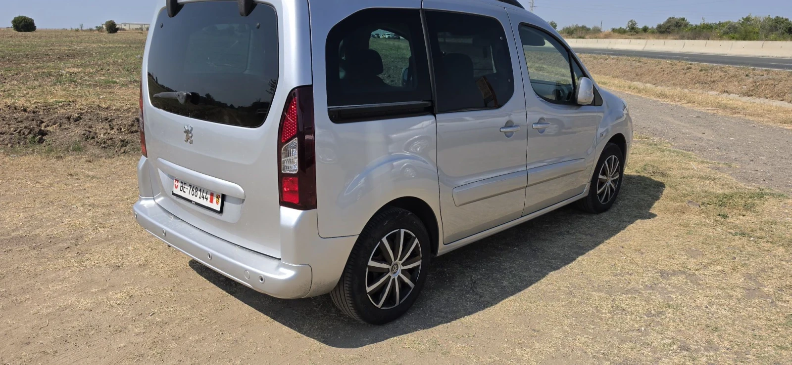 Peugeot Partner 1.6i, снимка 4 - Автомобили и джипове - 55795868