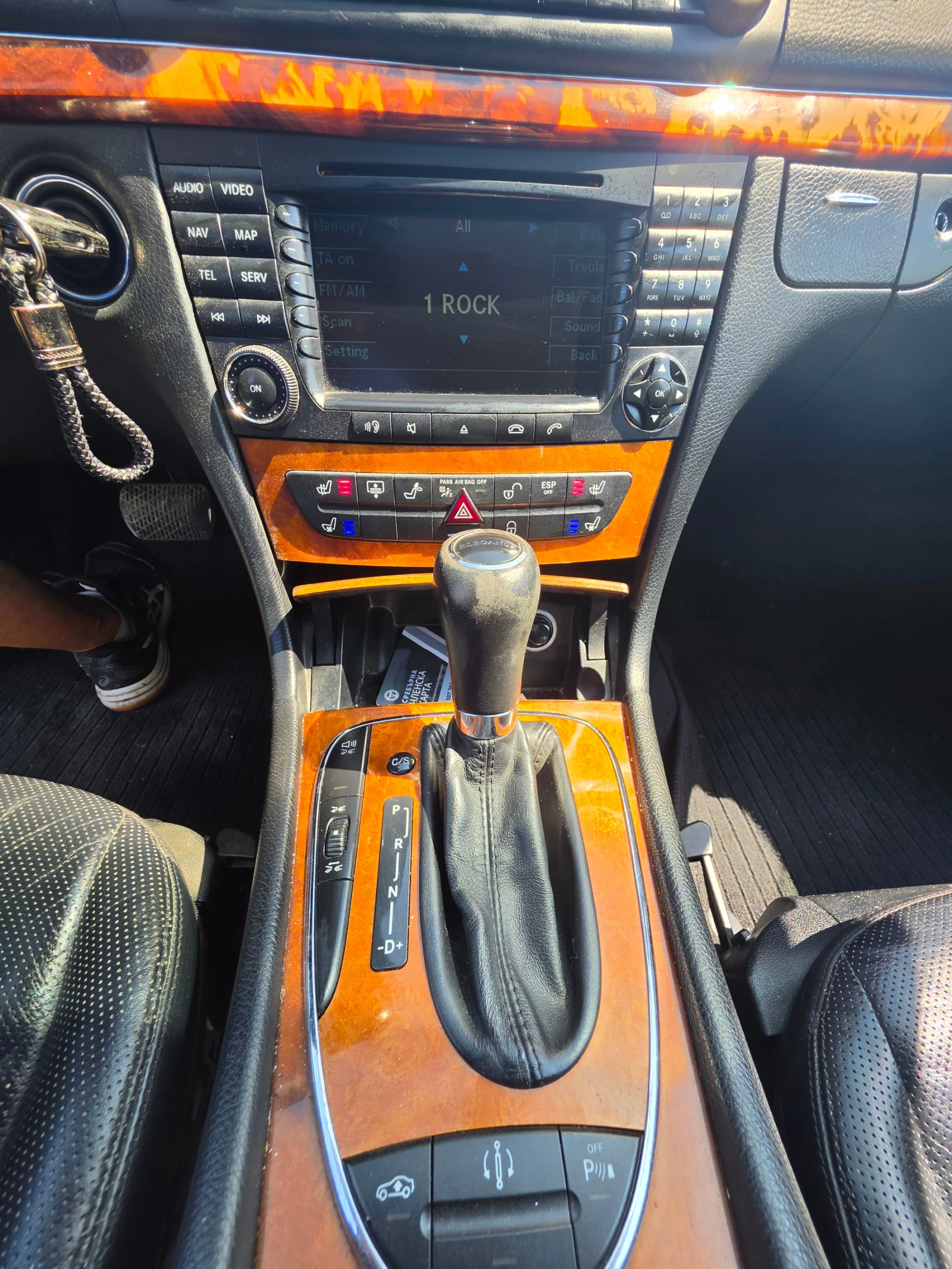 Mercedes-Benz E 280, снимка 14 - Автомобили и джипове - 55837136
