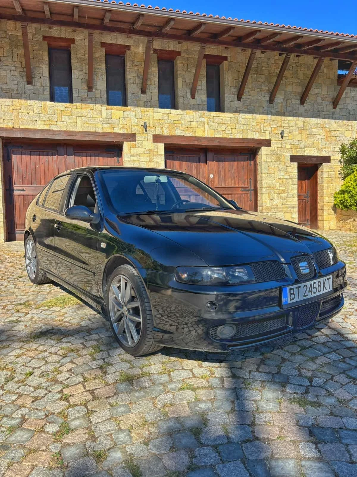 Seat Leon, снимка 4 - Автомобили и джипове - 55850542
