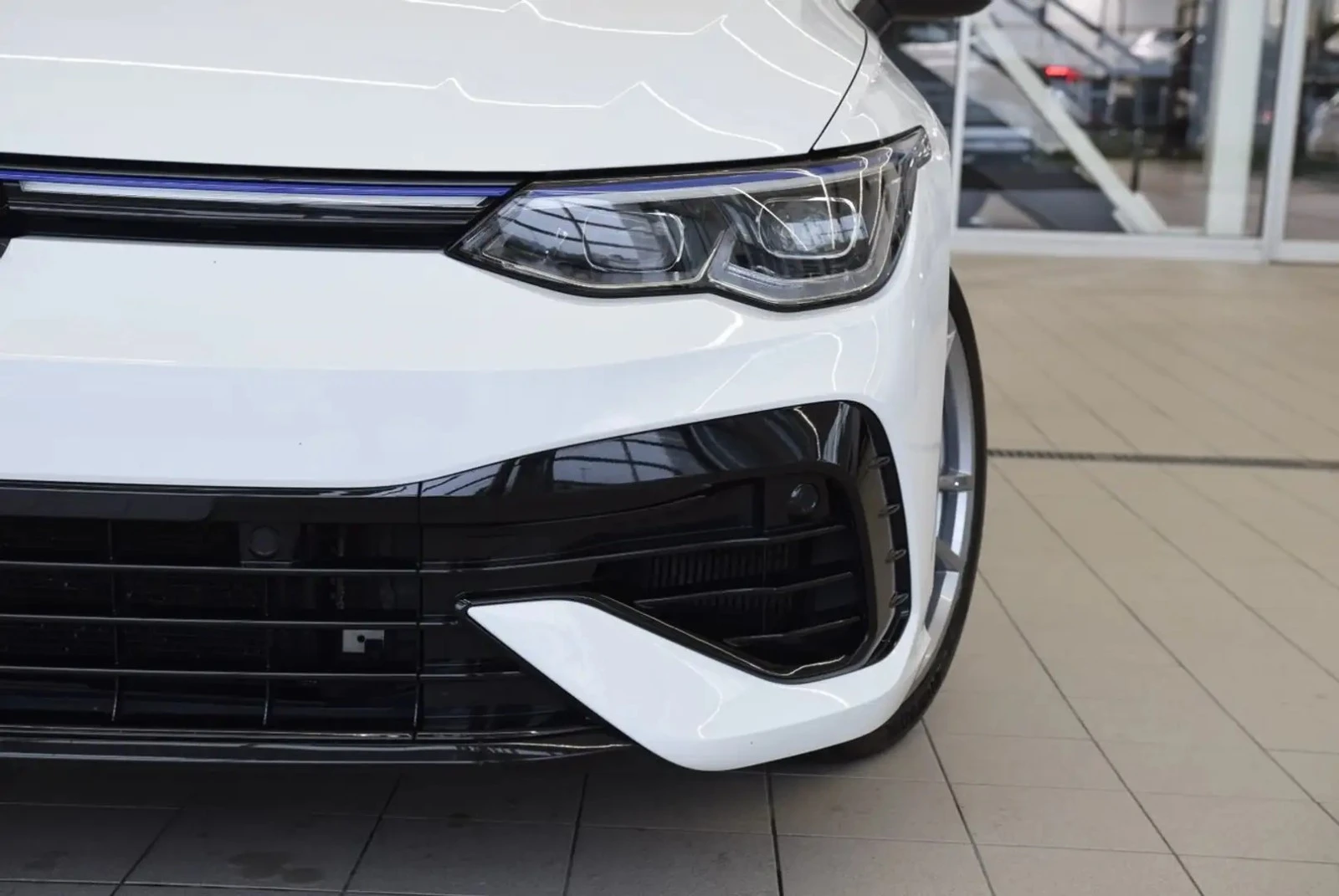 VW Golf R DSG ЦЕНА ДО БЪЛГАРИЯ АВТОКРЕДИТ, снимка 2 - Автомобили и джипове - 55937144