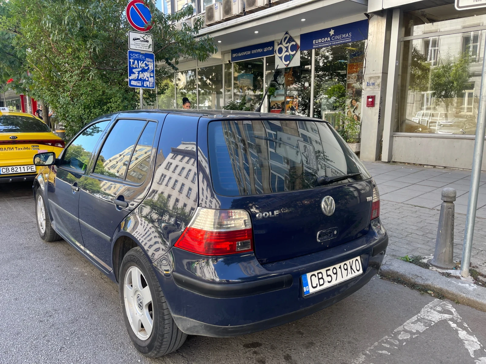 VW Golf, снимка 6 - Автомобили и джипове - 55995945
