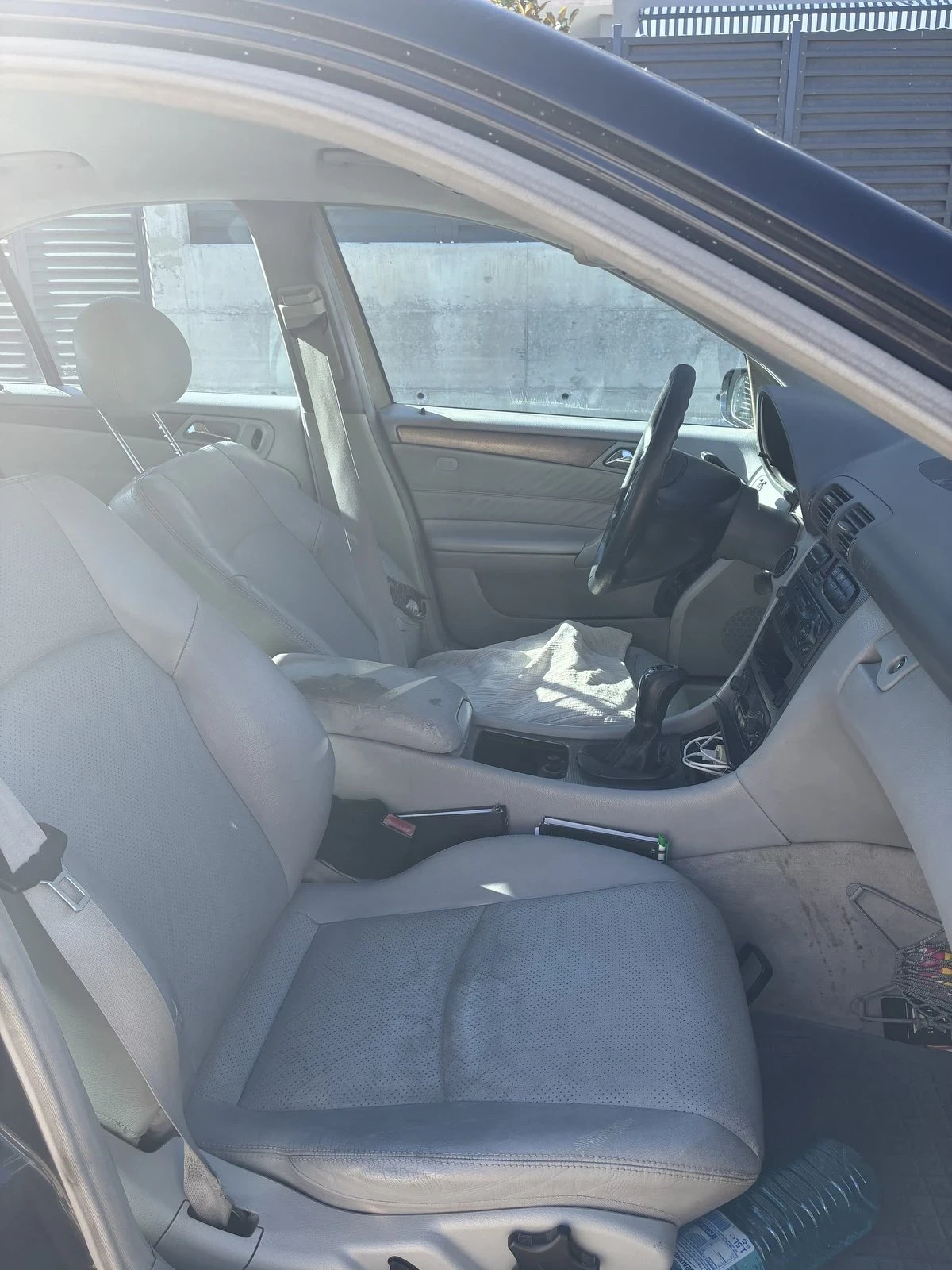 Mercedes-Benz C 220, снимка 7 - Автомобили и джипове - 56004049