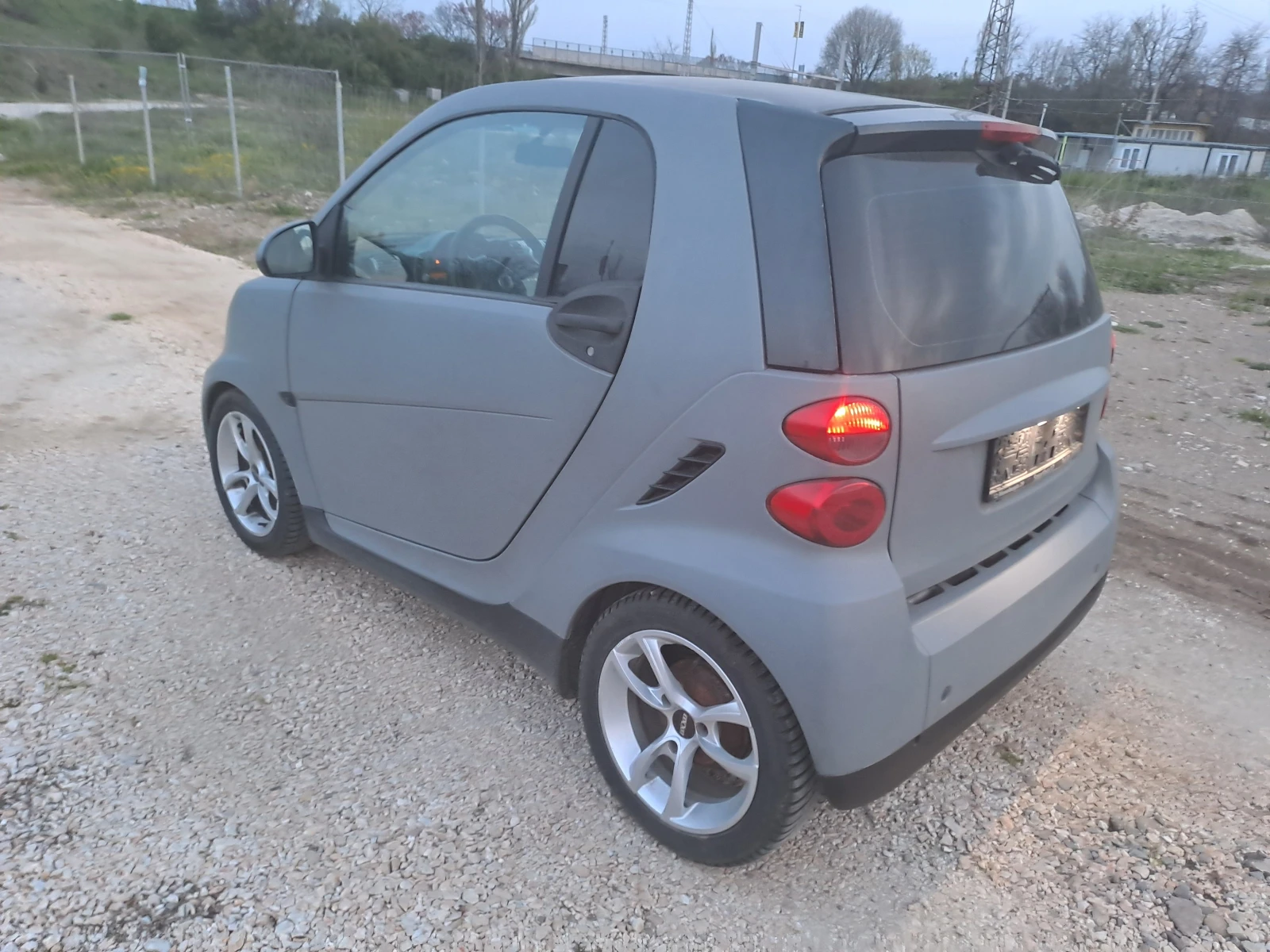 Smart Fortwo 1.0i SPEZIALL EDISON, снимка 4 - Автомобили и джипове - 56165575