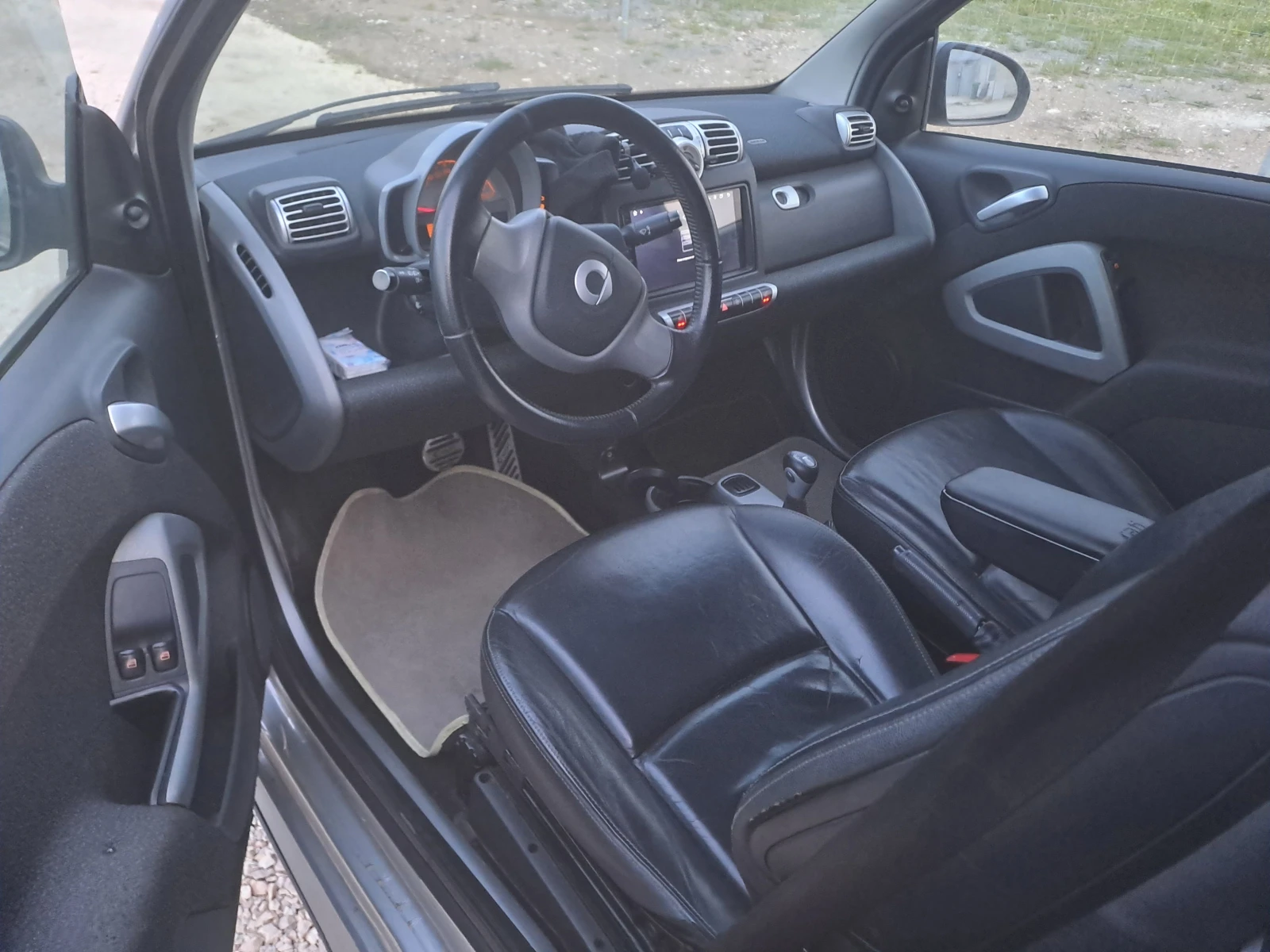Smart Fortwo 1.0i SPEZIALL EDISON, снимка 10 - Автомобили и джипове - 56165575
