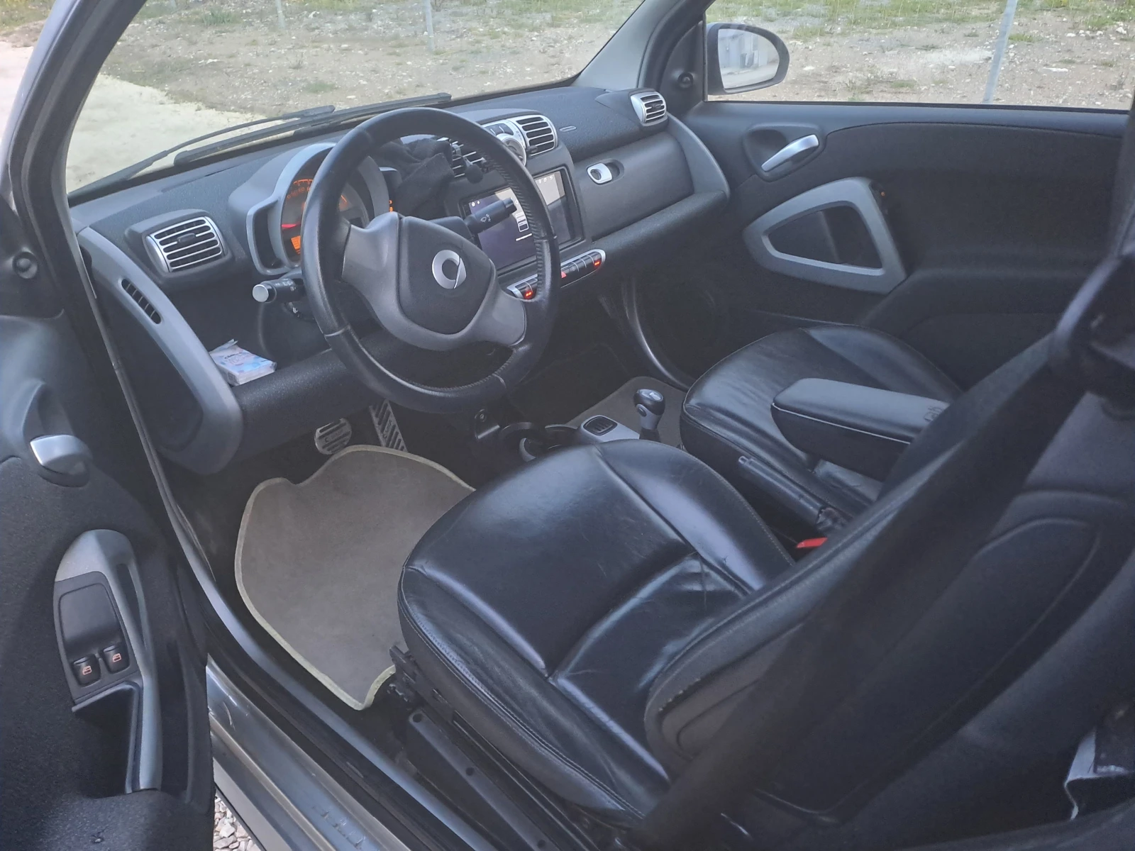 Smart Fortwo 1.0i SPEZIALL EDISON, снимка 9 - Автомобили и джипове - 56165575