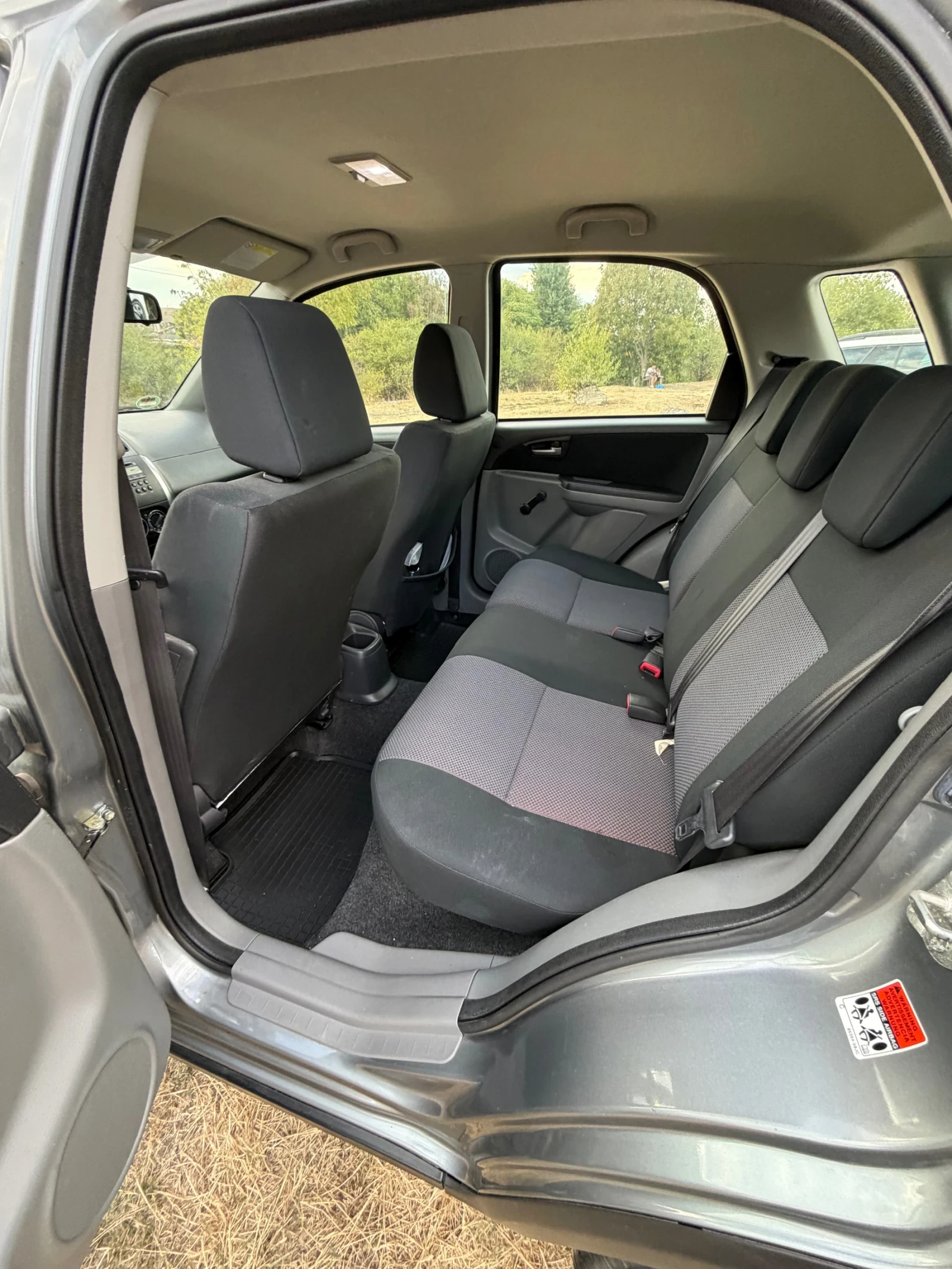 Suzuki SX4, снимка 9 - Автомобили и джипове - 56168181