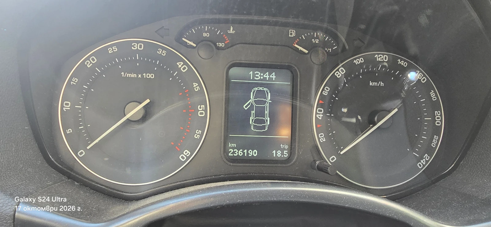 Skoda Octavia, снимка 8 - Автомобили и джипове - 56617686