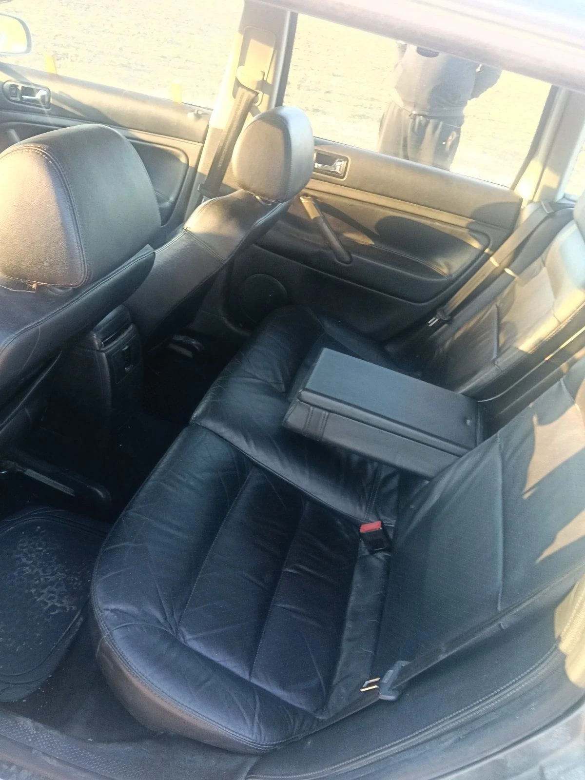 VW Passat 1.9TDI, снимка 9 - Автомобили и джипове - 56658715