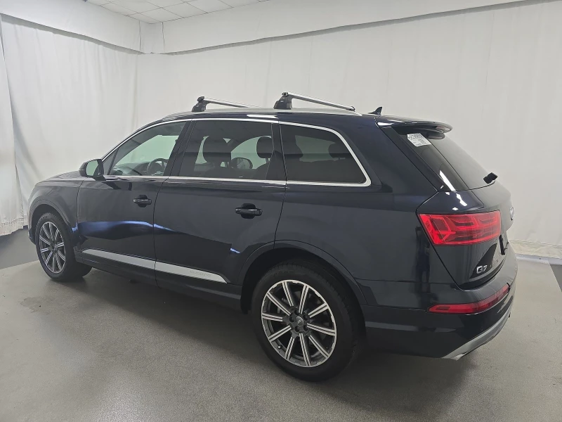 Audi Q7 PRESTIGE* BOSE* PANORAMA* Keyless* 7-местна* , снимка 5 - Автомобили и джипове - 47612456