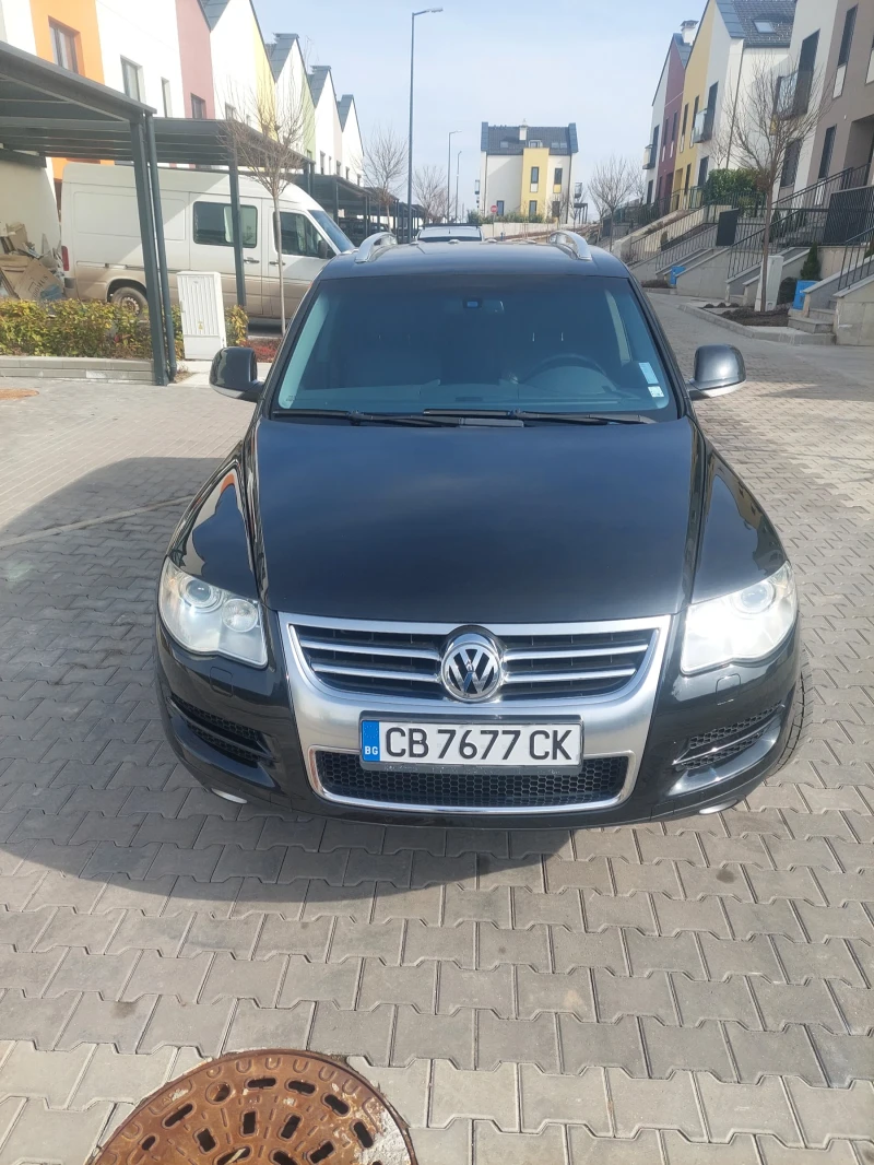 VW Touareg, снимка 2 - Автомобили и джипове - 49132386