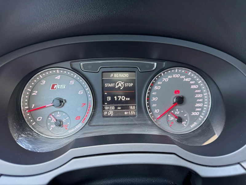 Audi Q3 RSQ3 2, 5TFSI 340k.c.УНИКАТ НОВ ВНОС ШВЕЙЦАРИЯ, снимка 15 - Автомобили и джипове - 49825842