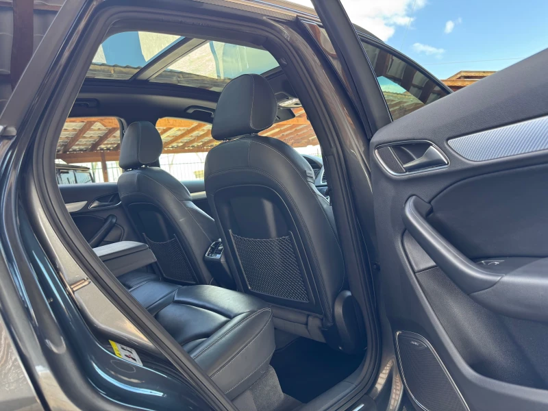 Audi Q3 RSQ3 2, 5TFSI 340k.c.УНИКАТ НОВ ВНОС ШВЕЙЦАРИЯ, снимка 12 - Автомобили и джипове - 49825842