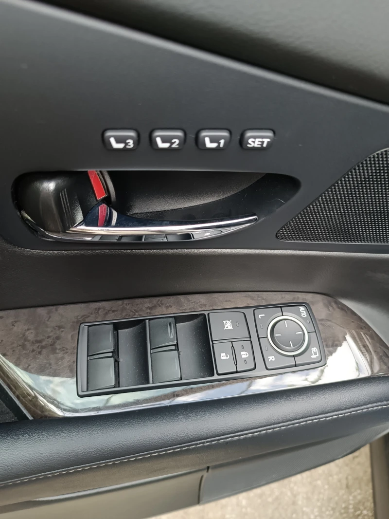 Lexus RX 350 F-Sport, снимка 12 - Автомобили и джипове - 52282096