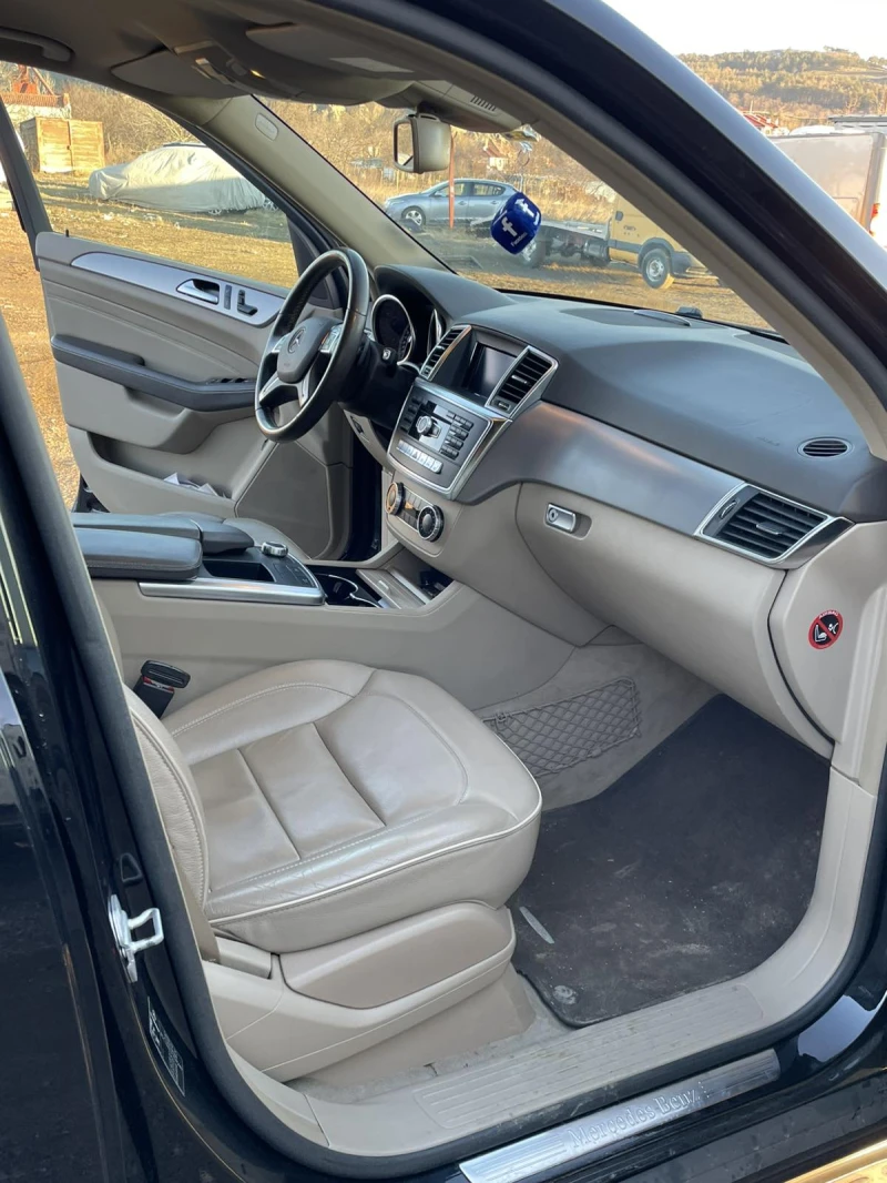 Mercedes-Benz ML 350 2013, снимка 15 - Автомобили и джипове - 52297239