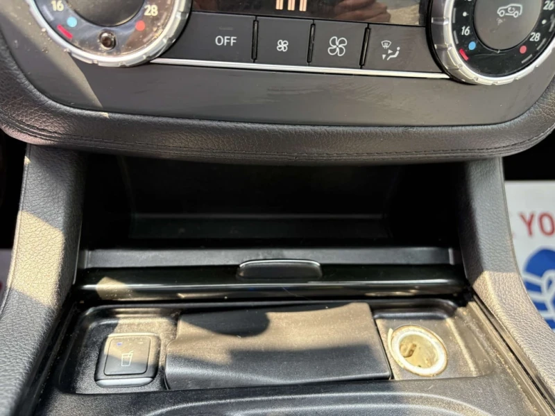 Mercedes-Benz GLE * AMG GLE43 * CARFAX * ЦЕНА ДО БГ, снимка 15 - Автомобили и джипове - 53246828