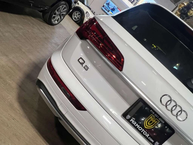 Audi Q5 * quattro Premium * CARFAX * ЦЕНА ДО БГ, снимка 11 - Автомобили и джипове - 53262559