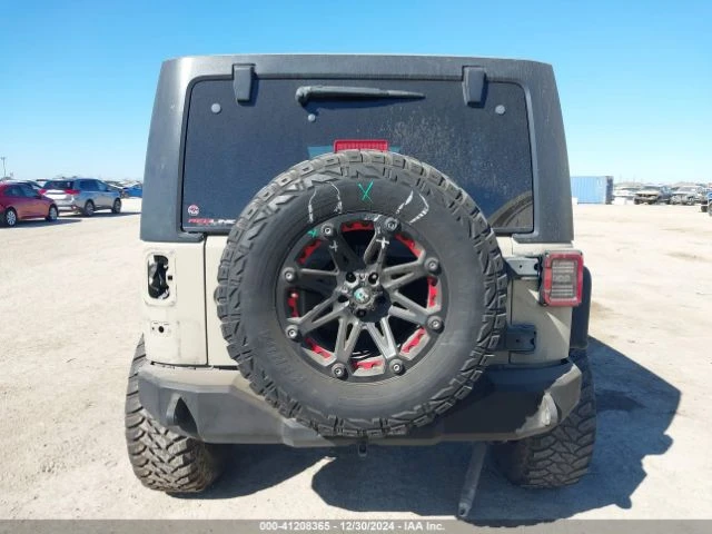 Jeep Wrangler, снимка 7 - Автомобили и джипове - 49157992