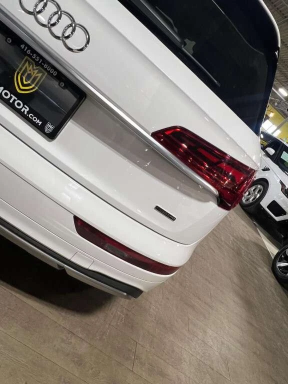 Audi Q5 * quattro Premium * CARFAX * ЦЕНА ДО БГ, снимка 12 - Автомобили и джипове - 53262559