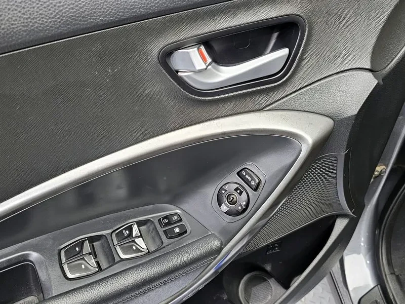 Hyundai Santa fe 2.0 4Wd Premium, снимка 14 - Автомобили и джипове - 53362391