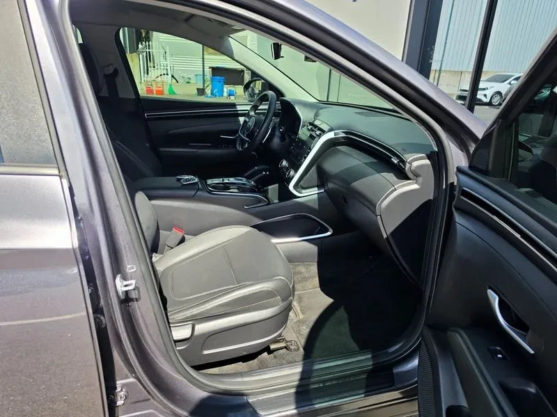 Hyundai Tucson Diesel 2.0 4Wd Modern, снимка 13 - Автомобили и джипове - 56304905