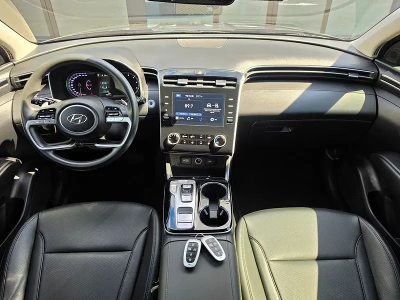 Hyundai Tucson Diesel 2.0 4Wd Modern, снимка 7 - Автомобили и джипове - 56304905