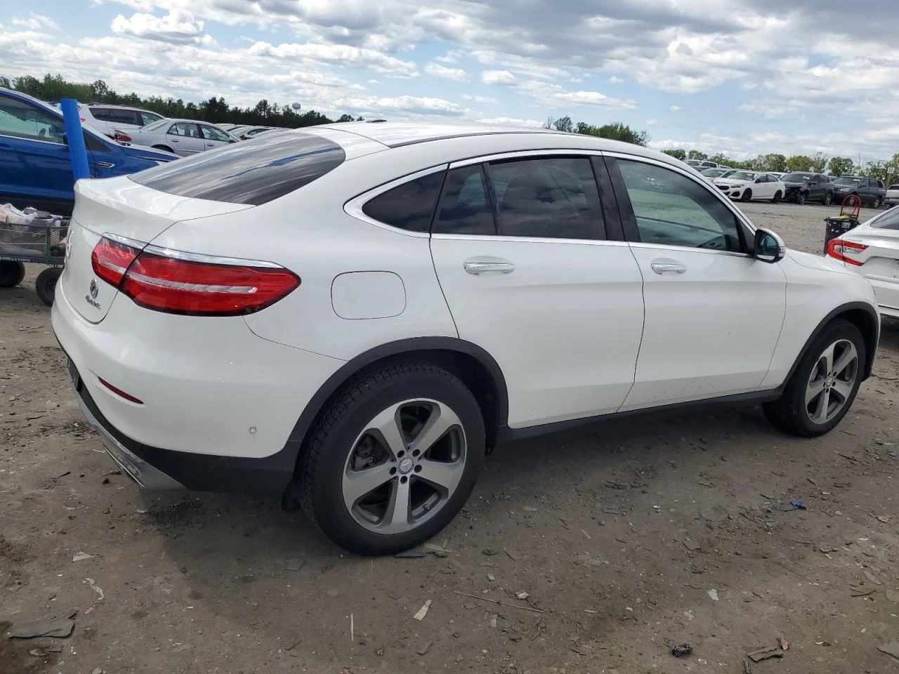 Mercedes-Benz GLC 300 2017 MERCEDES-BENZ GLC COUPE 300 4MATIC - изображение 4