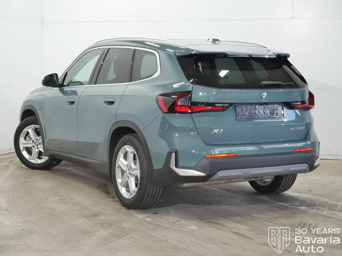 BMW X1 30e xDrive Steptronic - изображение 2