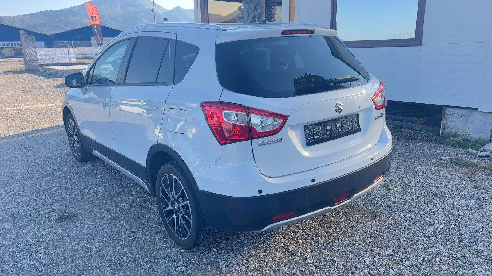 Suzuki SX4 S-Cross  - изображение 5