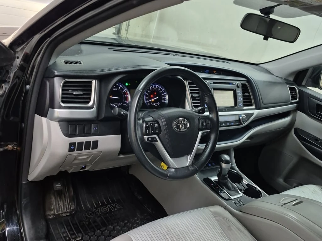 Toyota Highlander * LE * CARFAX * БЕЗ ПЪРВОНАЧАЛНА ВНОСКА - изображение 9